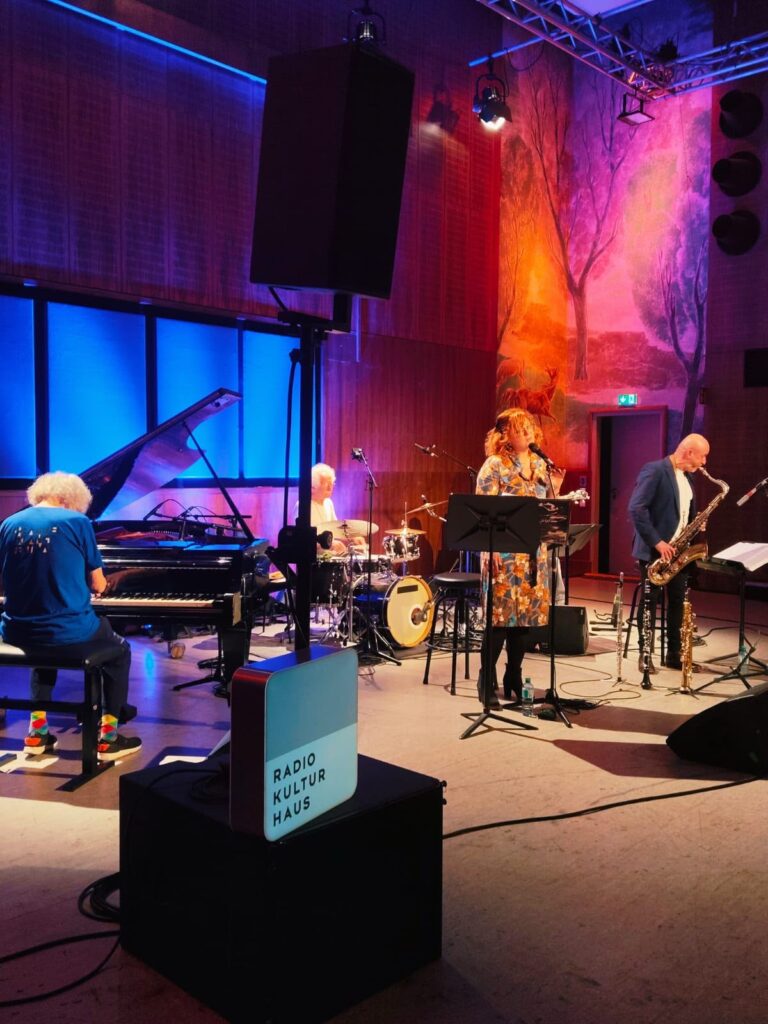 Alice Pichler mit dem Geria-Trio im RadioKulturhaus